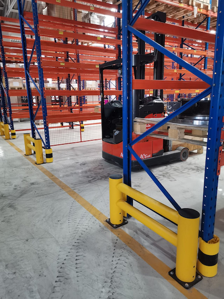 Rack Protection Flexible Polymer Barrier | Industrial Impact-Resistant Guardrail